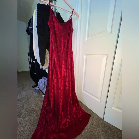 Steppin' Out | Dresses | Vintage Steppin Out Red Fitted Dressgown | Poshmark Steppin' Out | Dresses | Vintage Steppin Out Red Fitted Dressgown | Poshmark